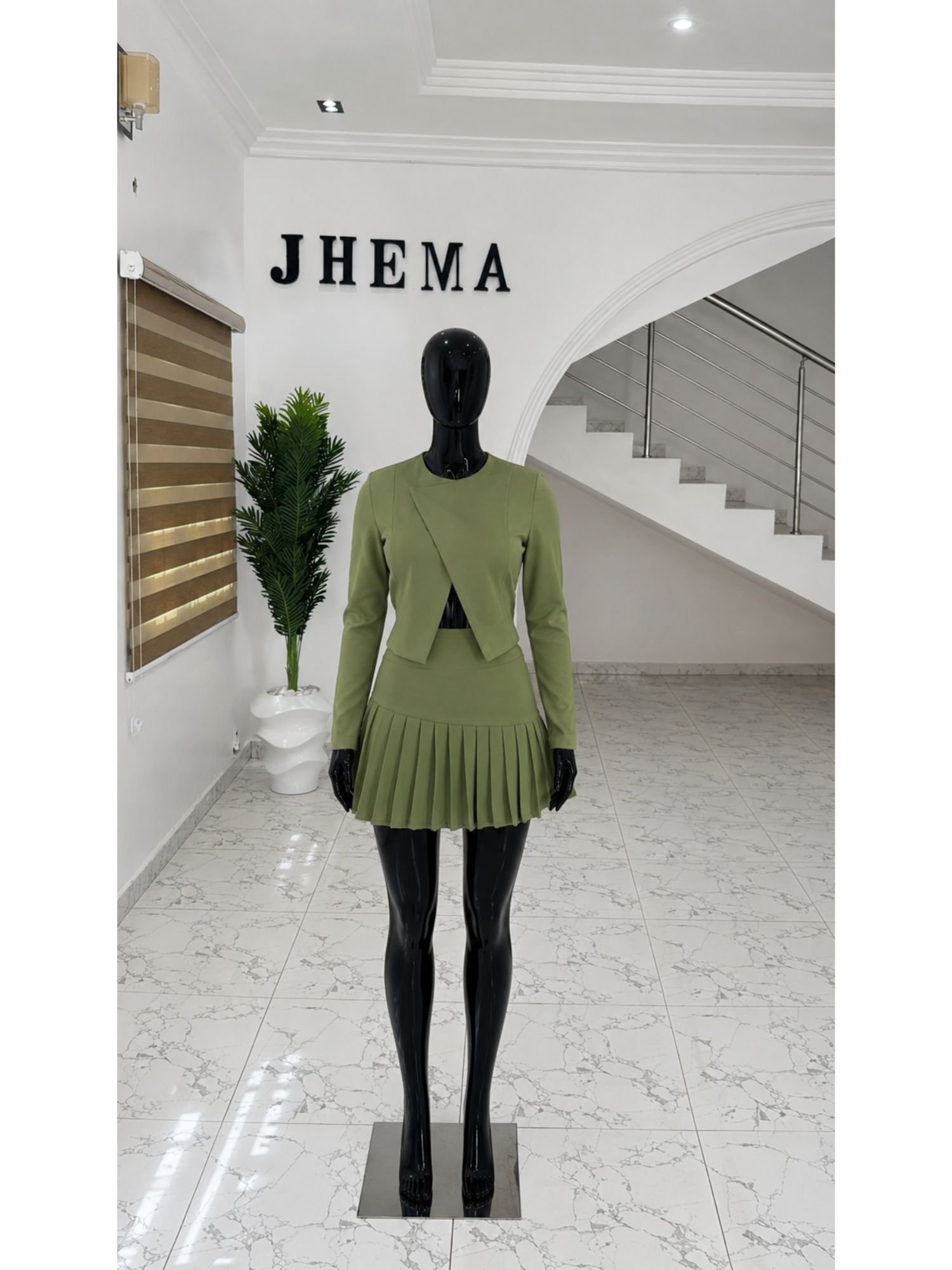 The Ivy Pleat Set